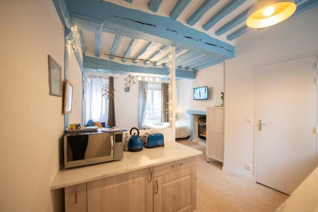 Blue Appartment With A Fireplace ดิเอป ภายนอก รูปภาพ
